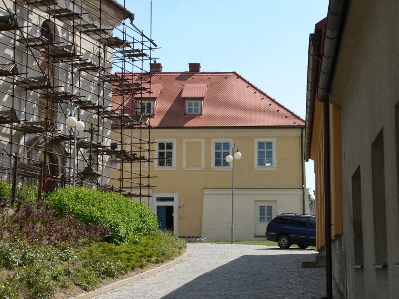 Doln� Bousov