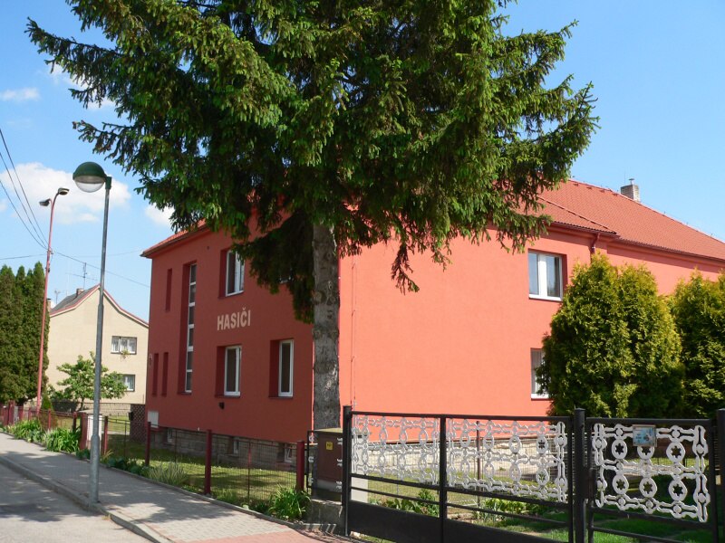 Doln� Bousov