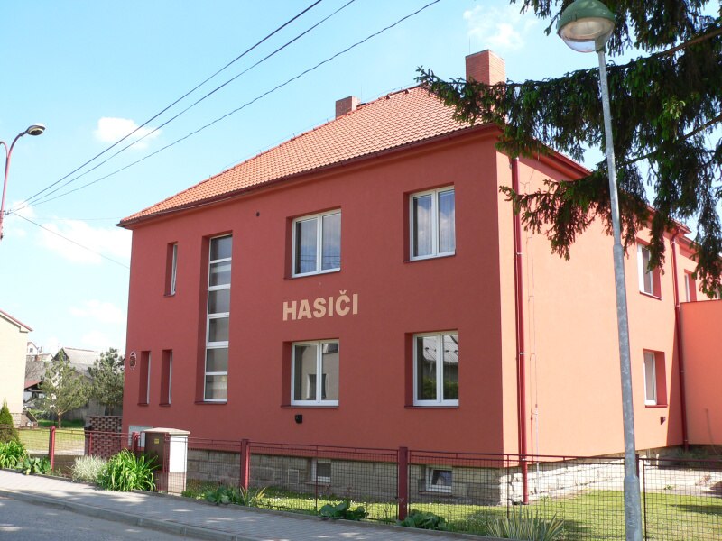 Doln� Bousov