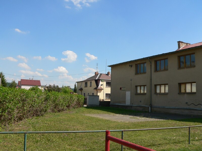 Doln� Bousov