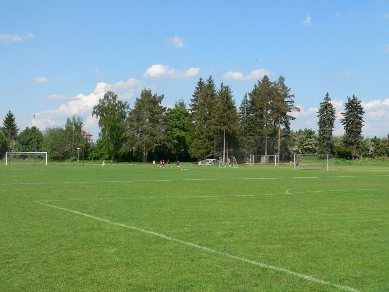 Doln� Bousov