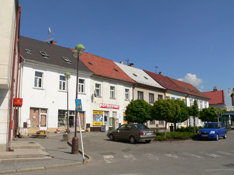 Doln� Bousov