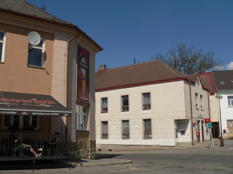 Doln� Bousov