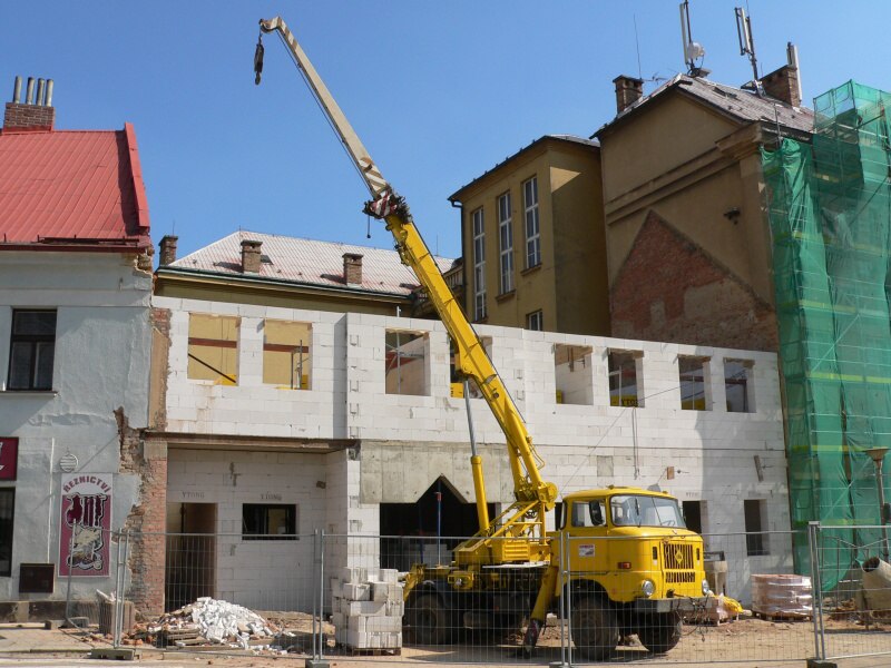 Doln� Bousov
