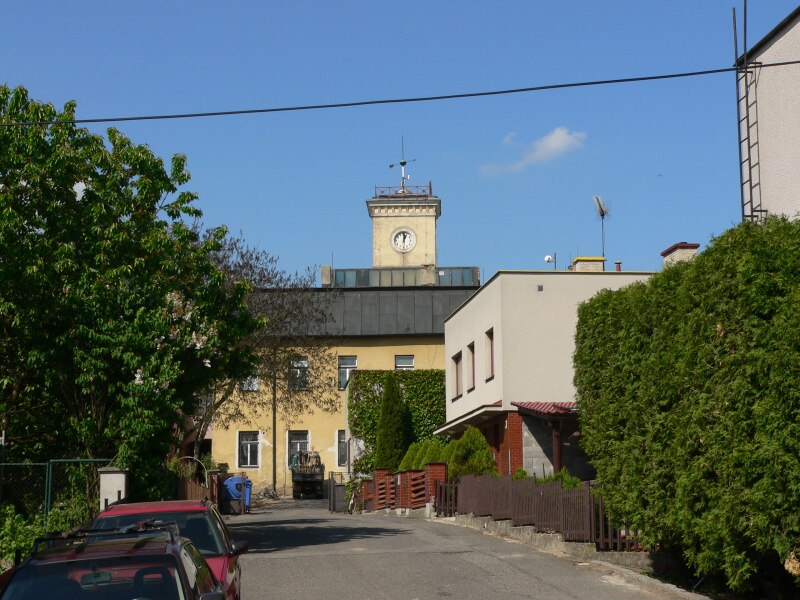 Doln� Bousov