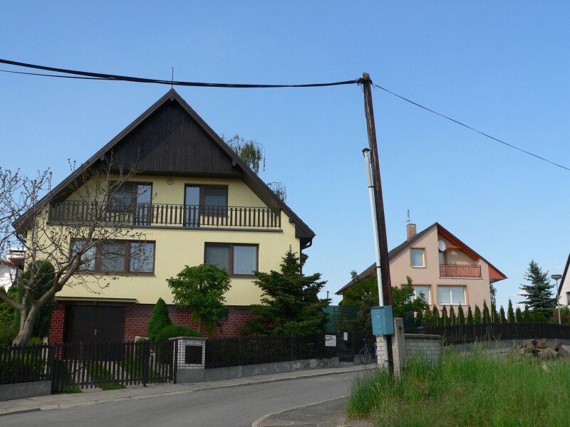 Doln� Bousov