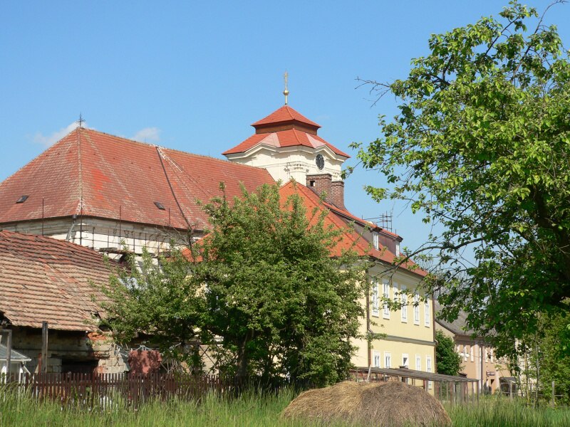Doln� Bousov