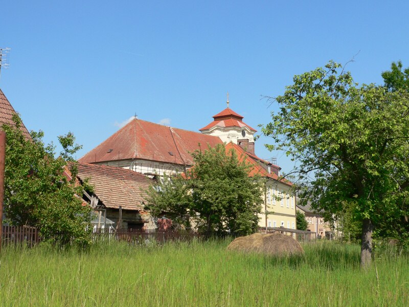 Doln� Bousov
